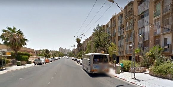 ירדה מהאוטובוס ונשדדה. רחוב הצבי בשכונה ה'. צילום: גוגל מפות