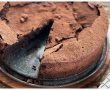 אדווה רויז מציגה: עוגת שוקולד לפסח ששברה את הרשת