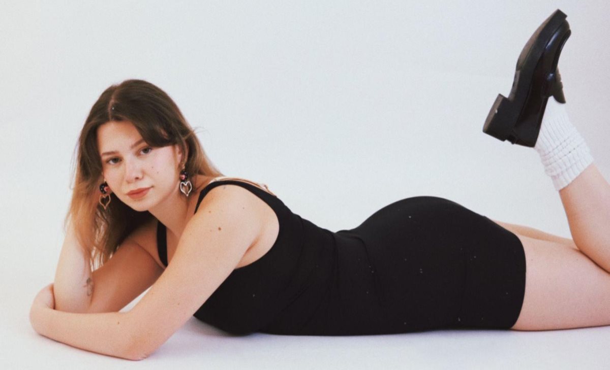 מיה כהן בסינגל חדש. צילום: עמית בן נון